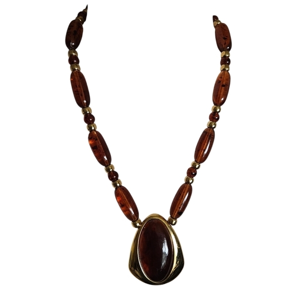 Vintage Napier brown amber beaded Chunky necklace. - Picture 11 of 12